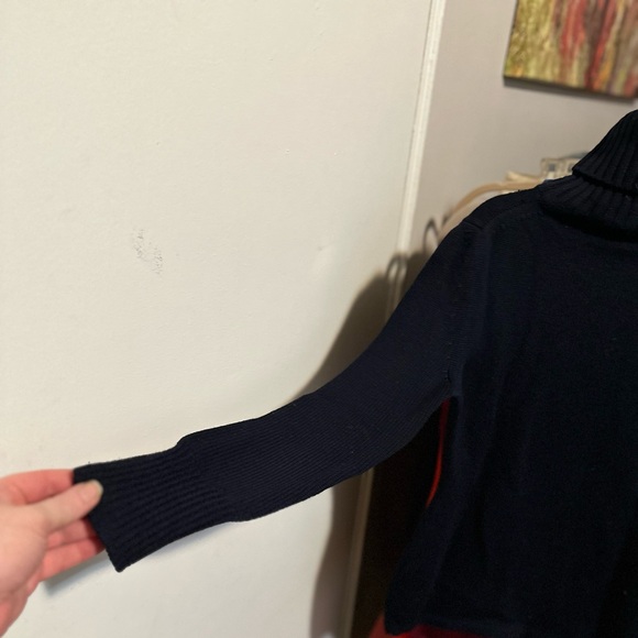 Gucci Vintage Navy Blue Wool Turtleneck - Picture 6 of 7